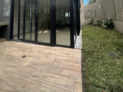 ALQUILER DUPLEX 3 AMBIENTES EN PARQUE LELOIR