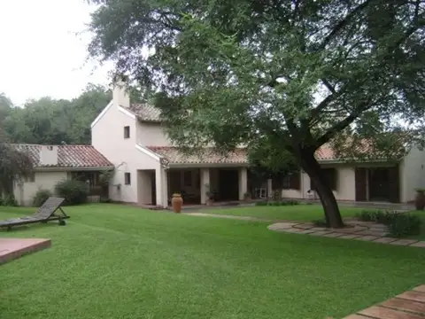 Exc Casa 5 Dorm Vta pil-qcho-gge-escr-jard V. San Lorenzo 