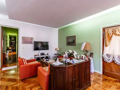 Casa en Venta en Flores, USD 220.000