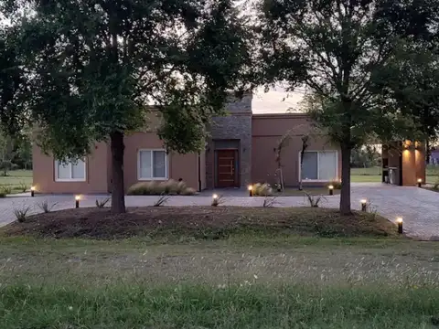 Casa en Venta de 3 dormitorios