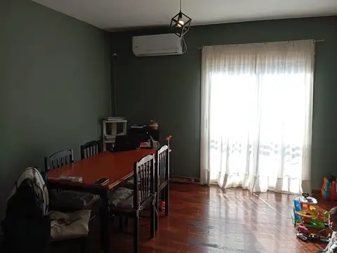 Depto Tipo Casa en Venta 45 años