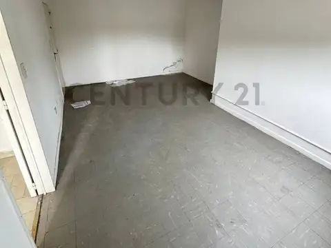 Departamento 6 ambientes con 1 baño