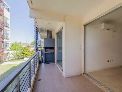VENTA Depto 2 amb c/cocheras pileta y seg 24hs