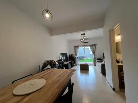 Depto Tipo Casa en Venta de 3 ambientes