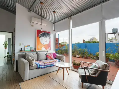 VENTA PH DE ÉPOCA CON GRAN TERRAZA V.URQ  250MT2 