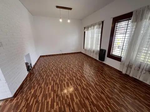 Casa en Alquiler de 3 dormitorios