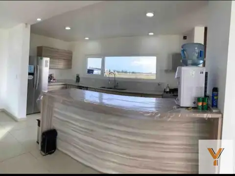 Casa en Alquiler de 3 dormitorios