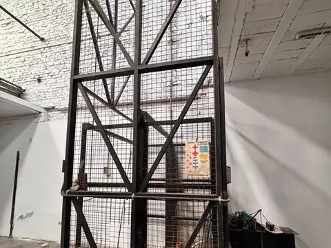 Galpon en Venta 10  mts Frente