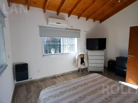Casa 3 amb en 2 pl  VENTA. DEL VISO. APTA CREDITO
