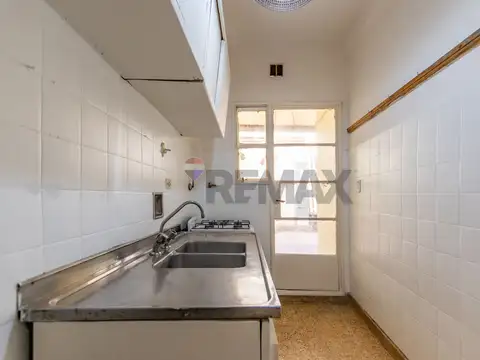 VENTA DEPTO 2 AMB + PATIO EN FLORES