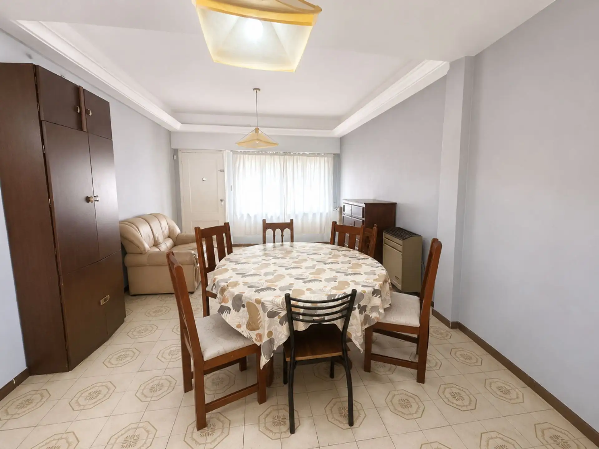 VENTA CASA TRES AMBIENTES BARRIO B. RIVADAVIA
