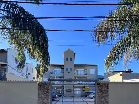 Venta de cochera descuebierta en florida oeste