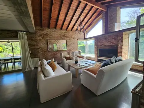 Casa en Bella Vista, alquiler temporal segunda quincena de enero 2026