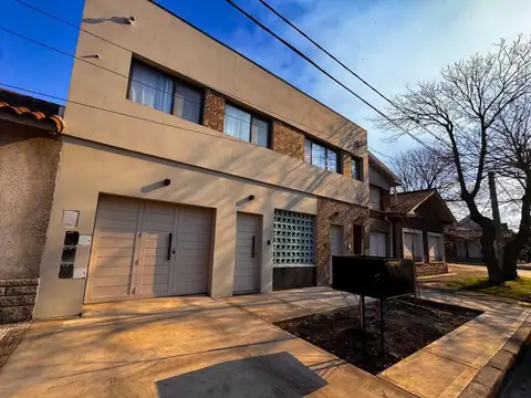 Depto Tipo Casa en Venta de 2 ambientes