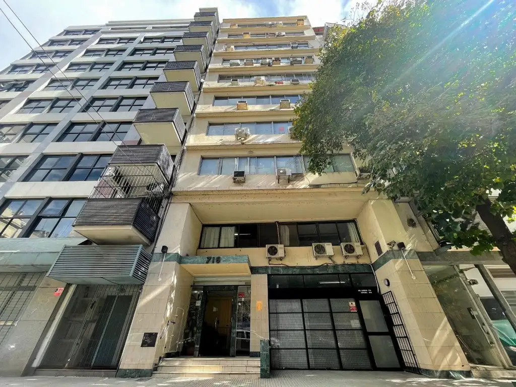 Del Carmen 700