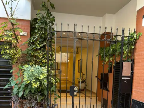 SALGUERO 200, Piso 2