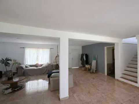 Casa en Venta en Villa Gobernador Udaondo, USD 170.000