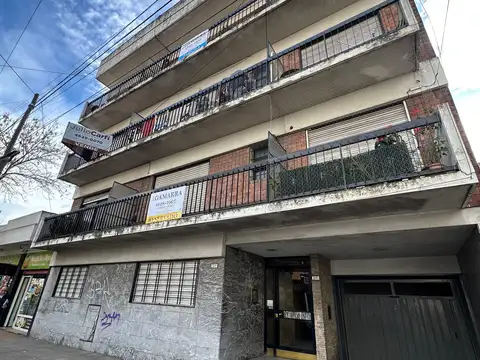 Departamento 2 ambientes en alquiler en Castelar Sur