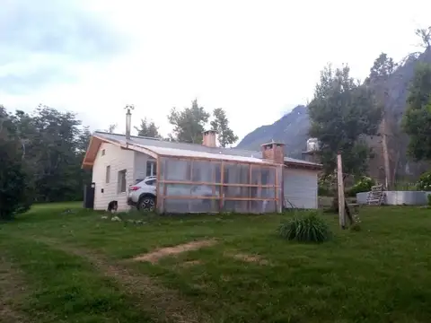 XGG4+XX Las Golondrinas, Chubut, Argentina , Piso No definido