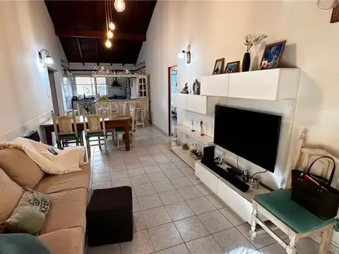 CASAS - CASA - LUIS GUILLÓN, GRAN BS. AS. SUR