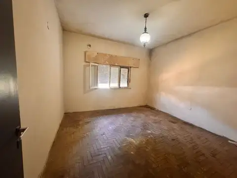 Depto Tipo Casa en Venta en Bernal, USD 64.900