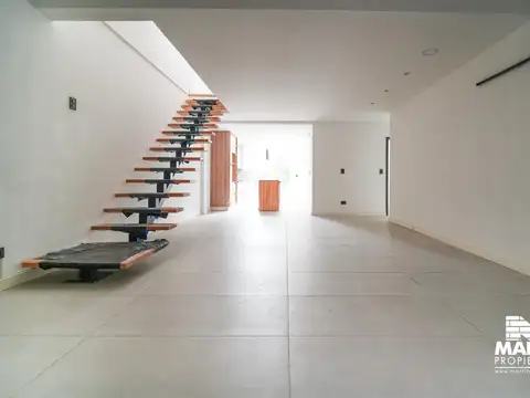 Carlos Pellegrini al 1200