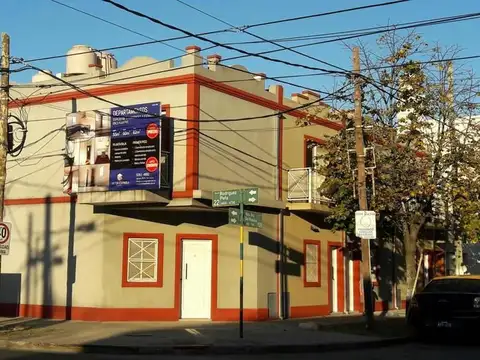Duplex de 3 Ambientes en venta- Villa Lynch