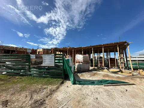 Casa en Venta en Countries y Barrios Cerrados en Ezeiza, USD 640.000