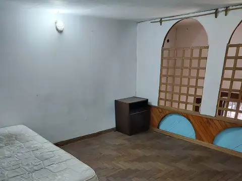 Depto Tipo Casa en Alquiler de 4 ambientes