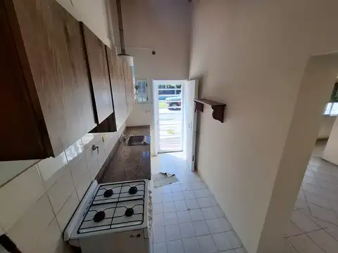Depto Tipo Casa en Alquiler de 1 dormitorio