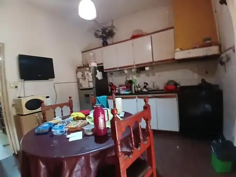 Casa 3 ambientes con 2 baños