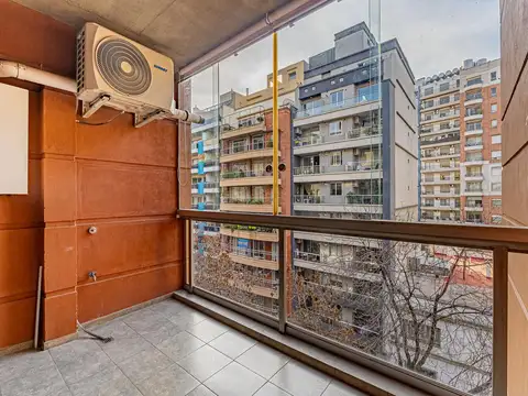 Venta departamento 3 ambientes con cochera en Caballito