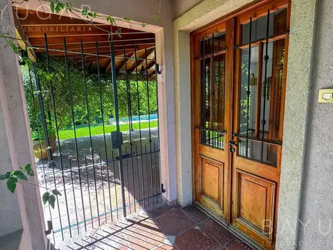 Casa en Venta en Las Orquideas, USD 230.000