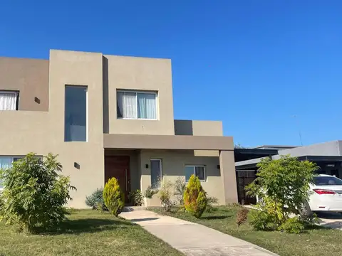 Casa a la venta en San Sebastian