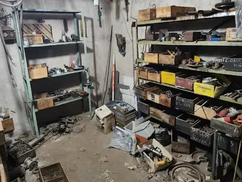 GALPON EN CALLE FRENCH DE COQUIMBITO - MAIPU