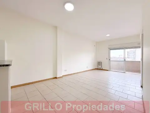 Bolaños 229. Departamento monoambiente de 35 m². Balcón. Bajas expensas.