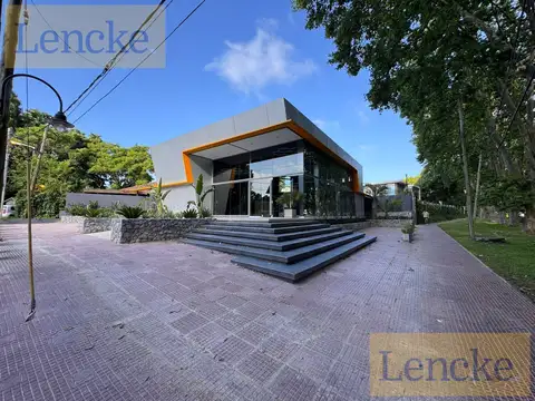 Local en Venta en Punta Chica, USD 1.800.000