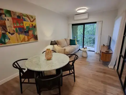 Avenida General Indalecio Chenaut 1900