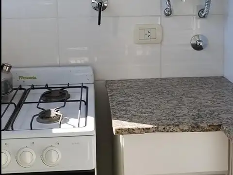 42 y 4
