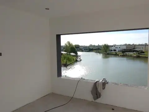 Casa en venta de 6 ambientes en el Barrio Islas, El Canton, Escobar, GBA Norte