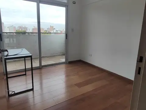 Departamento en Alquiler en Echesortu, $ 750.000