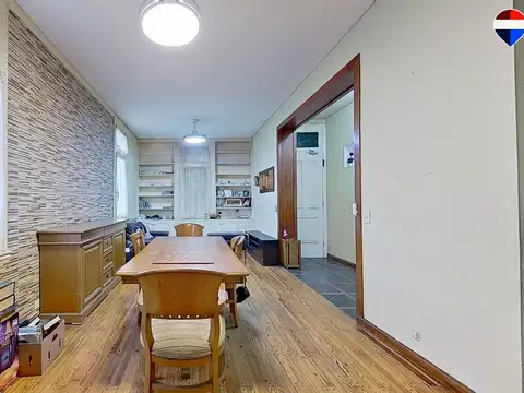 CASA 4 AMB EN VENTA CON TERRAZA Y COCHERA FLORES