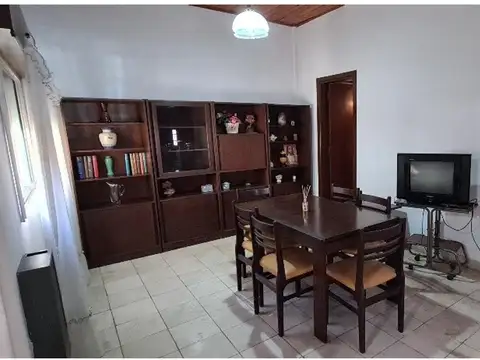 Depto Tipo Casa en Venta de 2 ambientes