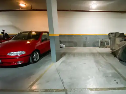 Av. San Martin al 2400 entre F. J. Sarmiento y J. B. Justo