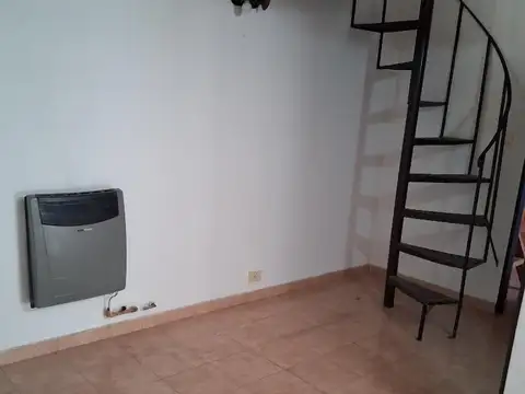 PH 3 amb.amplio,luminoso,c/patio-excelente ubicacion
