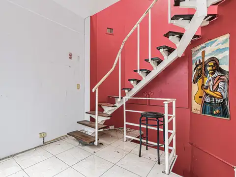 Local en Venta en Parque Rivadavia, USD 31.000