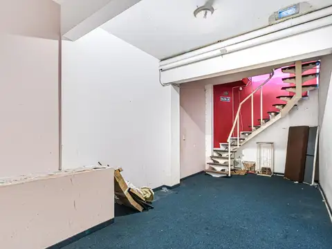 Local en Venta en Parque Rivadavia, USD 31.000