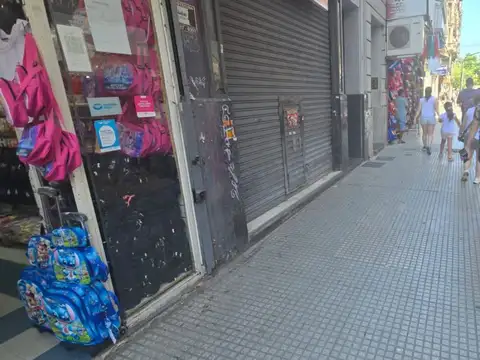 ALQUILA LOCAL EN PLENO ONCE 