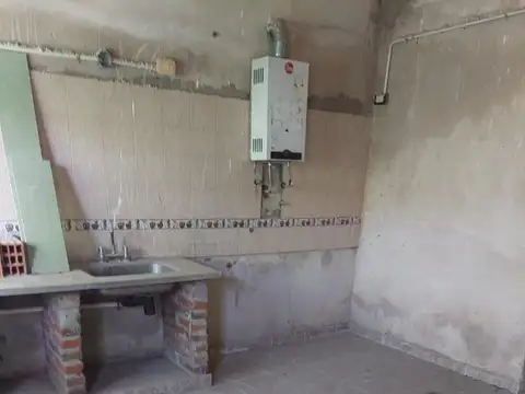 Casa en Venta en Burzaco, USD 60.000
