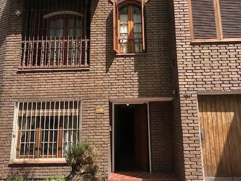 Casa en  Venta en Godoy Cruz - Mendoza